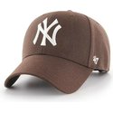 cappellino-visiera-curva-marrone-snapback-di-new-york-yankees-mlb-mvp-di-47-brand