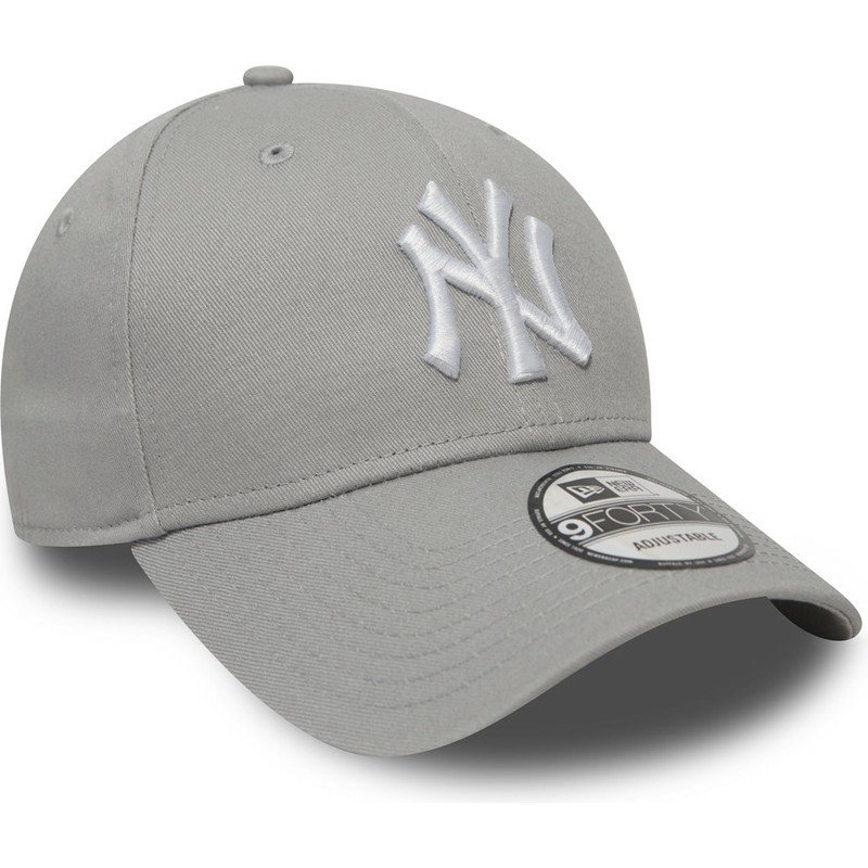 cappellino-visiera-curva-grigio-regolabile-9forty-essential-di-new-york-yankees-mlb-di-new-era