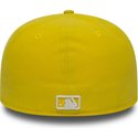 cappellino-visiera-piatta-giallo-aderente-scuro-59fifty-essential-di-new-york-yankees-mlb-di-new-era