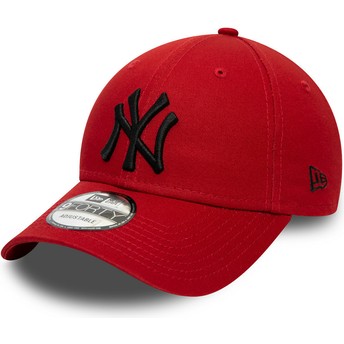 New Era Curved Brim Black Logo 9FORTY League Essential New York Yankees MLB Red Adjustable Cap