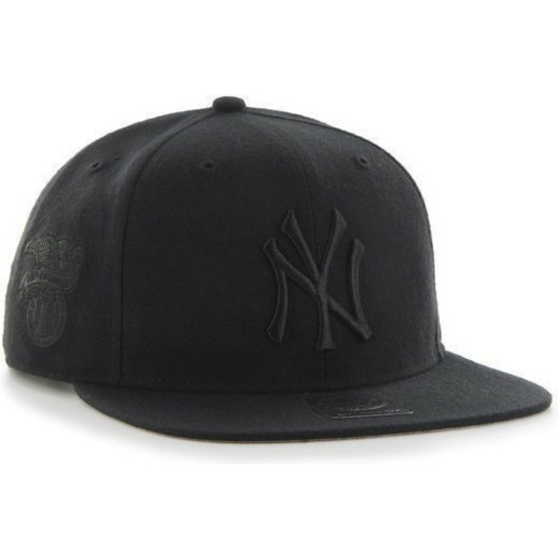 cappellino-visiera-piatta-nero-snapback-con-logo-nero-di-new-york-yankees-mlb-sure-shot-di-47-brand